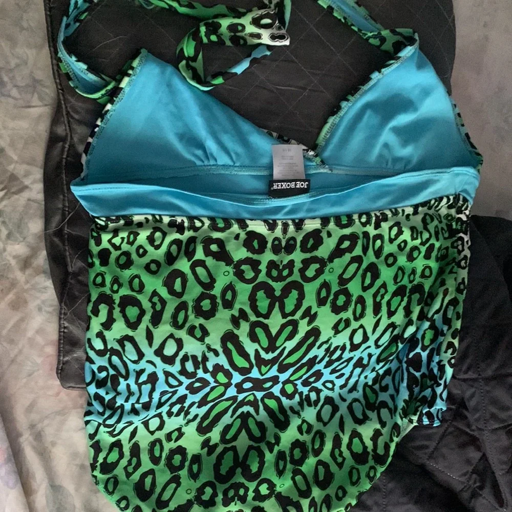 Swim suit - Picture 4 of 6